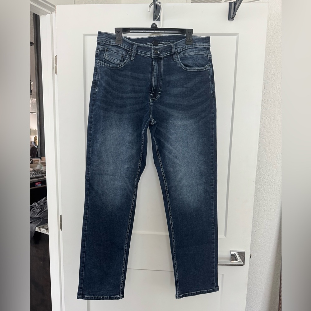 Brand new Kenneth Cole Reaction Dark Blue Straight Jeans